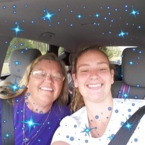 Meet your Posher, Kay